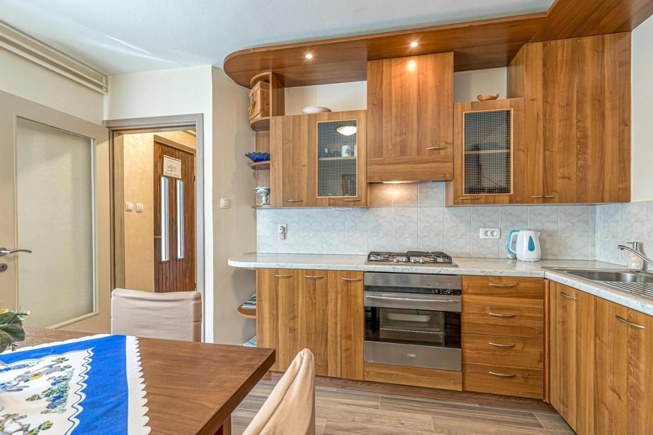 Apartment Flores Stari Pazin 外观 照片